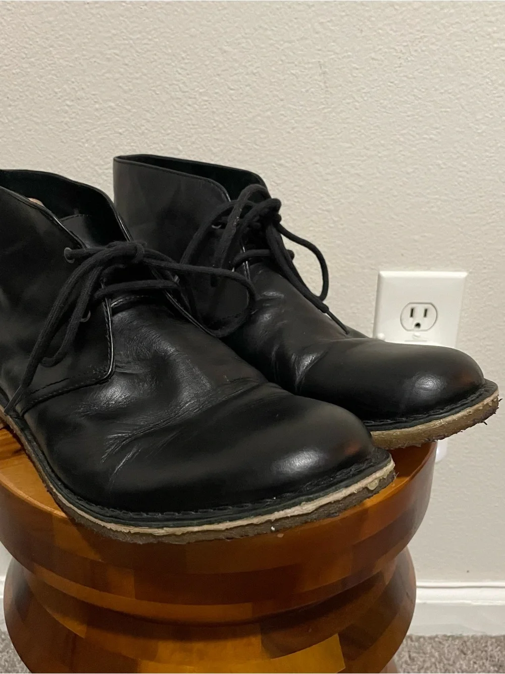 UGG Leighton Black Leather Chukka Ankle Boots Laces Logo Stitching Size 14